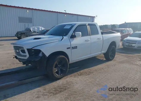 2018 Ram 1500 Sport 4X4 6'4 Box из США, поврежденный, VIN 1C6RR7HT7JS103627